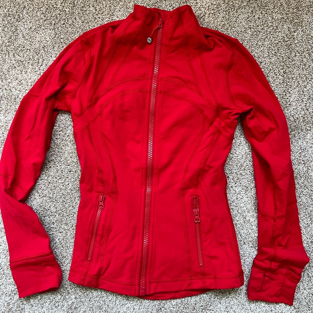 Lululemon Define Jacket in Currant / Dark Red